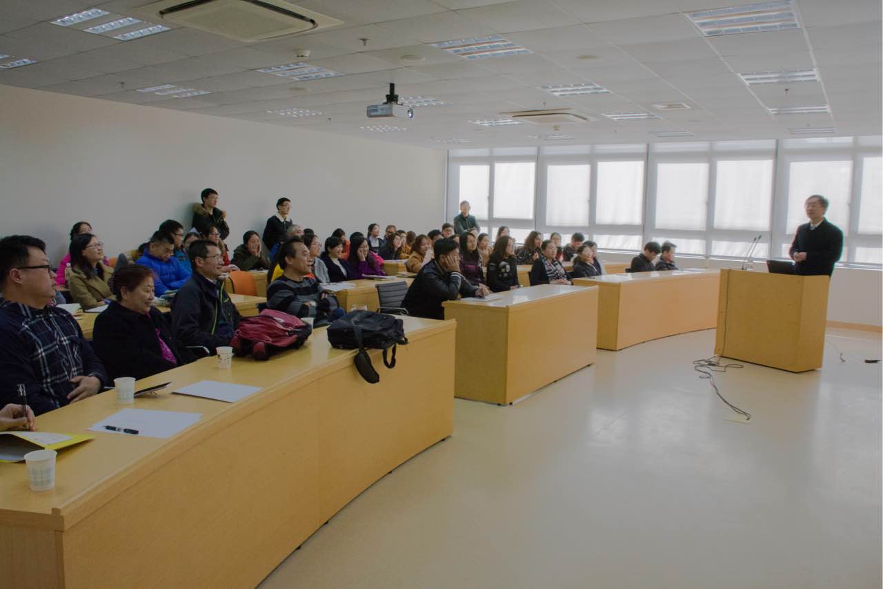 浙江中医药大学药学院院长李范珠教授来h图书馆